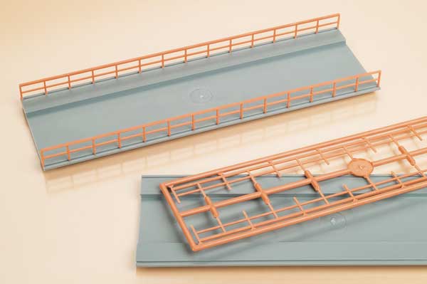 Auhagen 2 Bridge decks & 4 railings - EuroTrainHobby